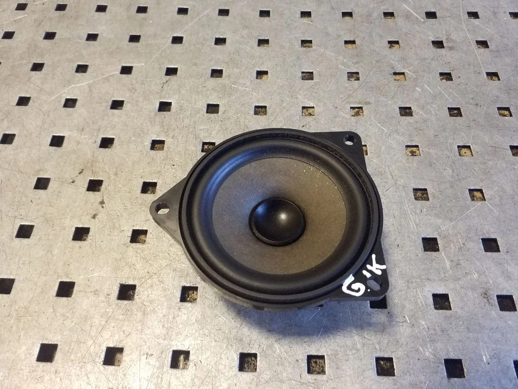 Rear door speaker – Mini Cooper Countryman R60 (2011-2016)