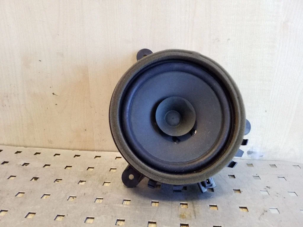 Rear door speaker 30657444