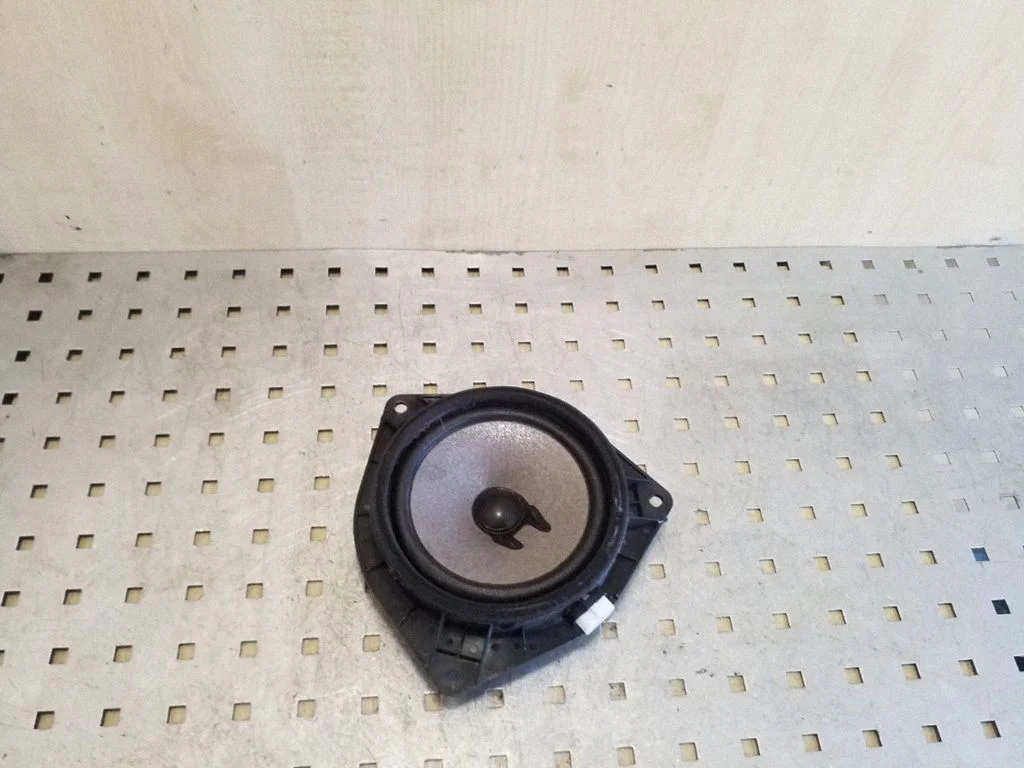 Rear door speaker 861600F030
