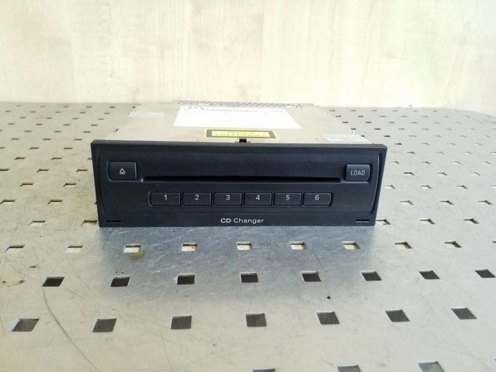 CD/DVD mainītājs 4F0035110A