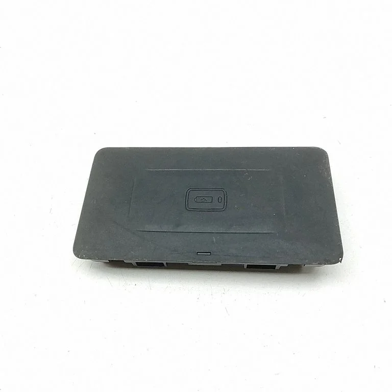 Juhtmevaba laadimise moodul – BMW 7-seeria G11 G12 (2015-2022)