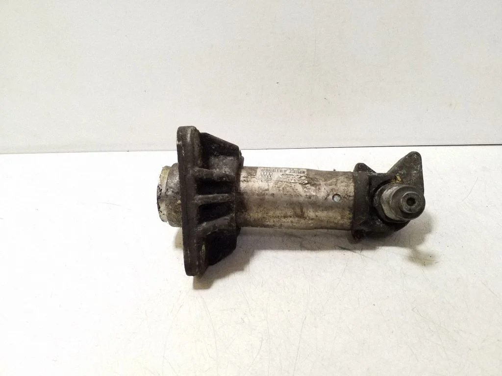 Front bumper shock/impact absorber 8E0807133B