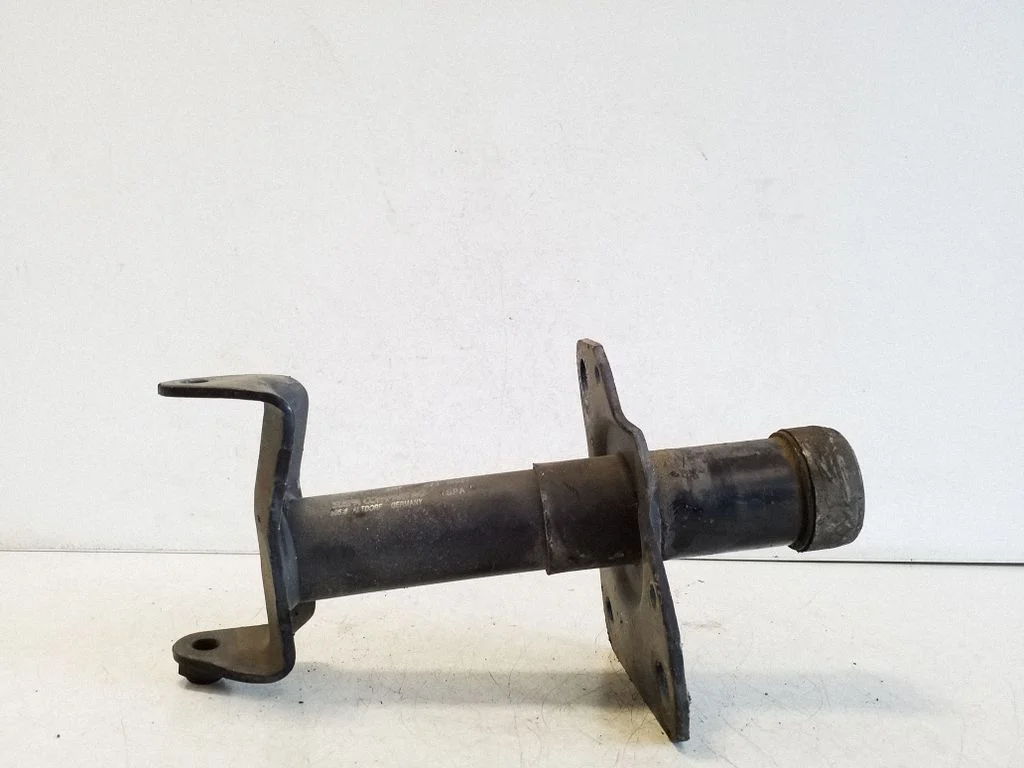 Front bumper shock/impact absorber 3B0807133A