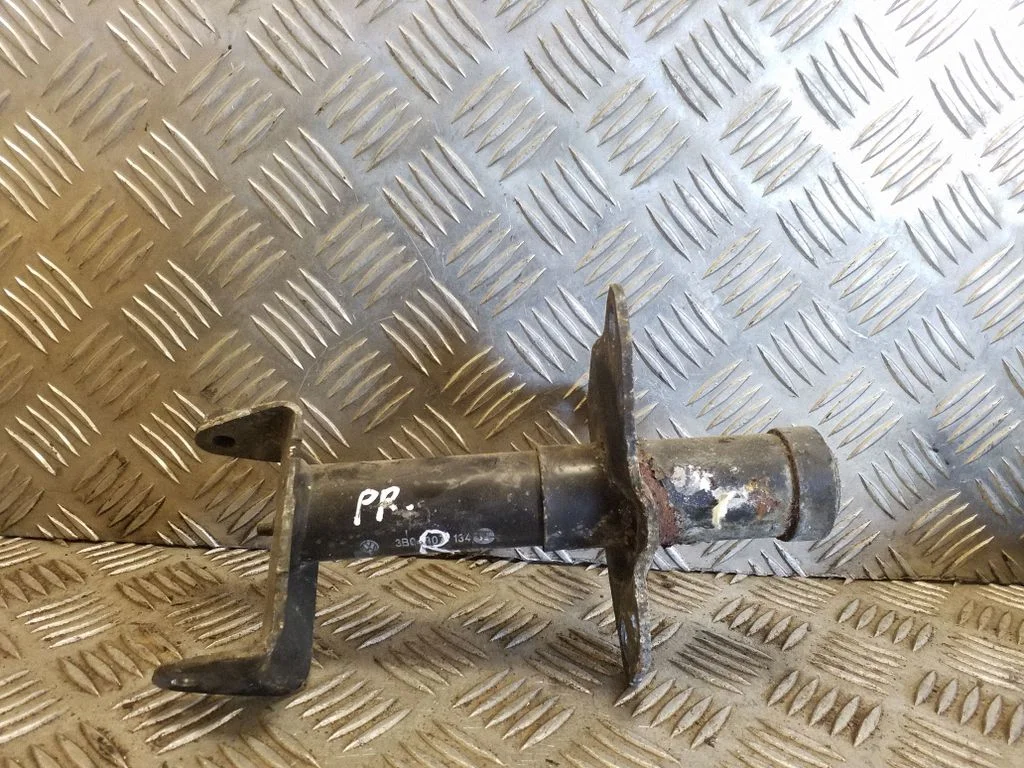 Front bumper shock/impact absorber 3B0807134A