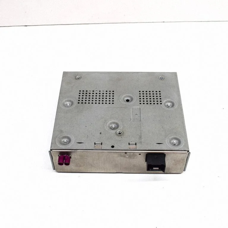 Audio HiFi garso valdymo blokas