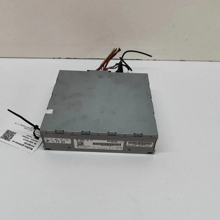 Audio HiFi garso valdymo blokas