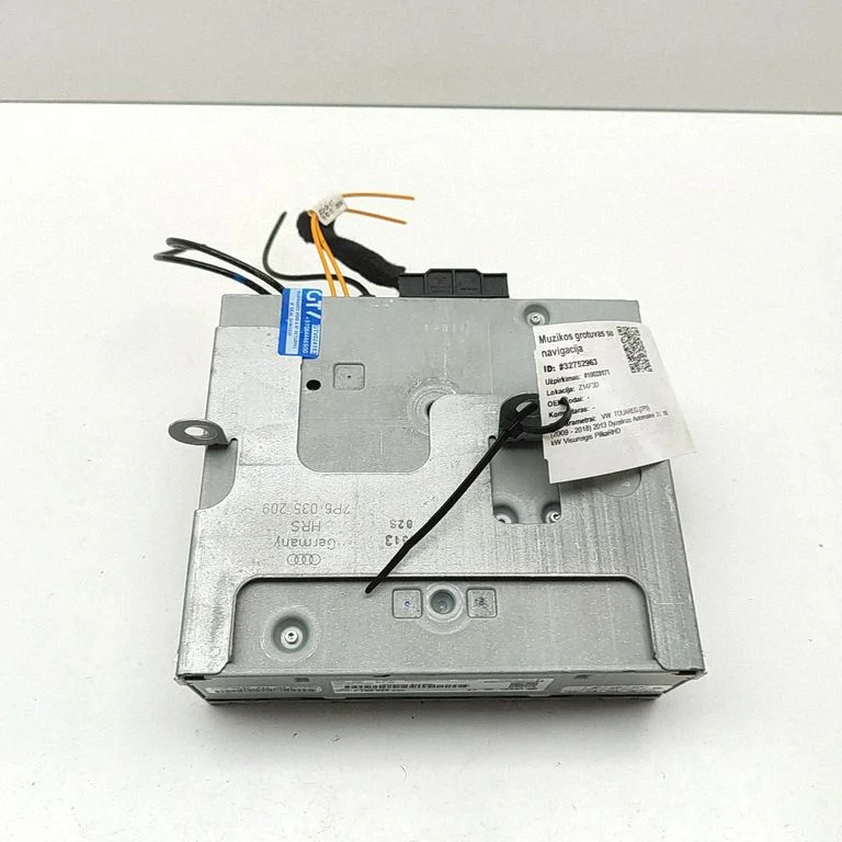 Audio HiFi garso valdymo blokas