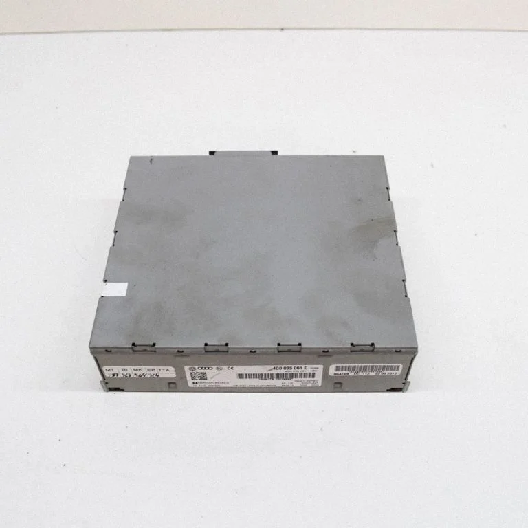 Audio HiFi garso valdymo blokas