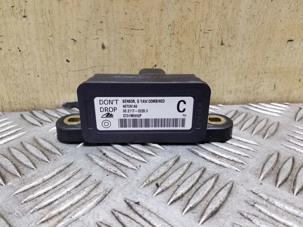 ESP acceleration yaw rate sensor