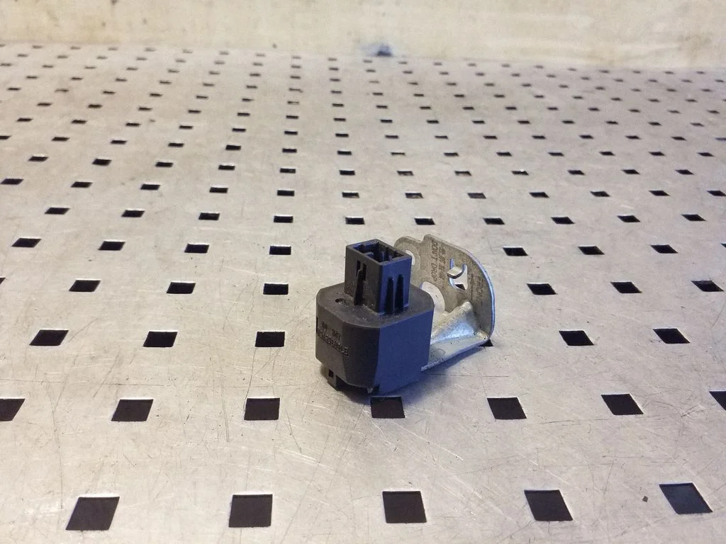 ESP acceleration yaw rate sensor 27540AG06