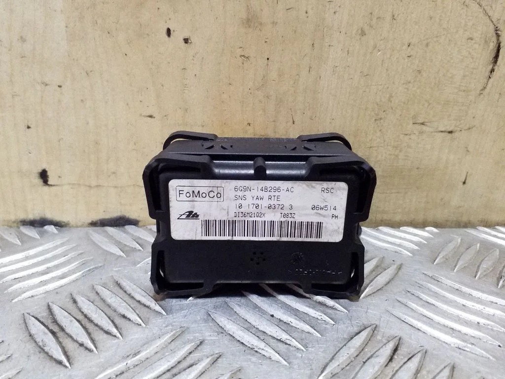 ESP (stabiilsussüsteemi) andur (pöördekiirusandur) 6G9N14B296AC