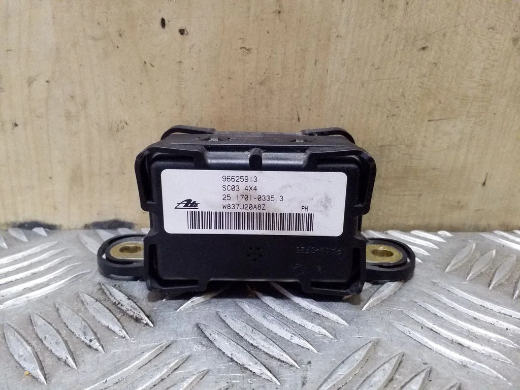 ESP (stabilitātes sistēmas) sensors (paātrinājuma sensors) – Opel Antara (2006-2016)