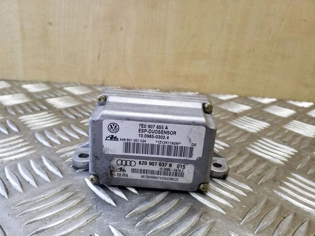 ESP acceleration yaw rate sensor 8Z0907637B