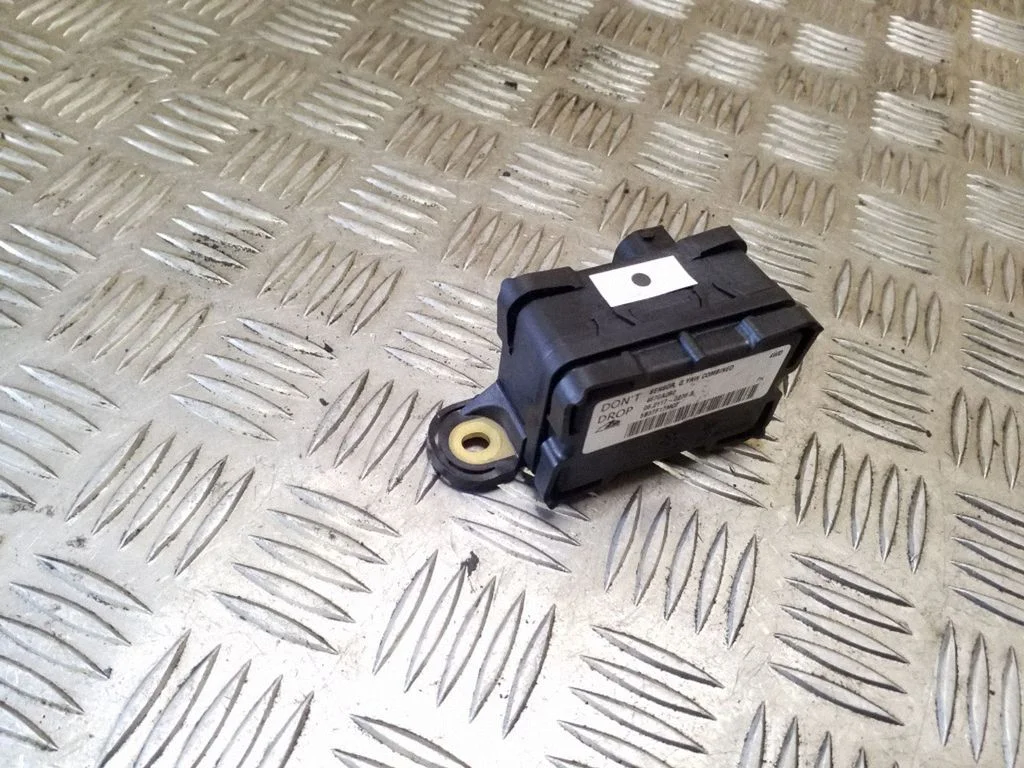 ESP acceleration yaw rate sensor 4670A282