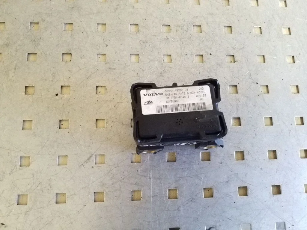 ESP (stabilitātes sistēmas) sensors (paātrinājuma sensors) 6G9N14B296CB