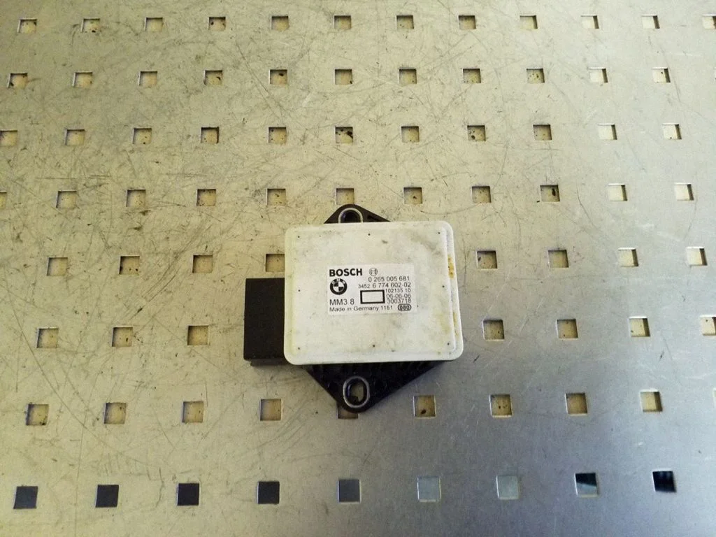 ESP acceleration yaw rate sensor 3452677460202