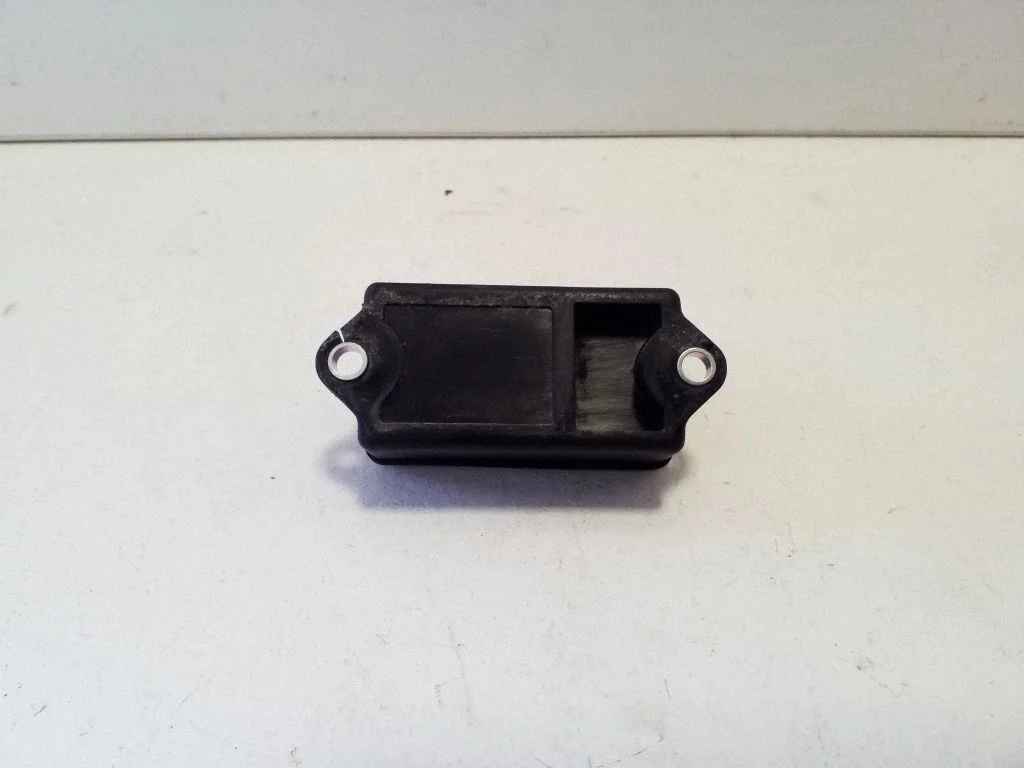 Vacuum air tank