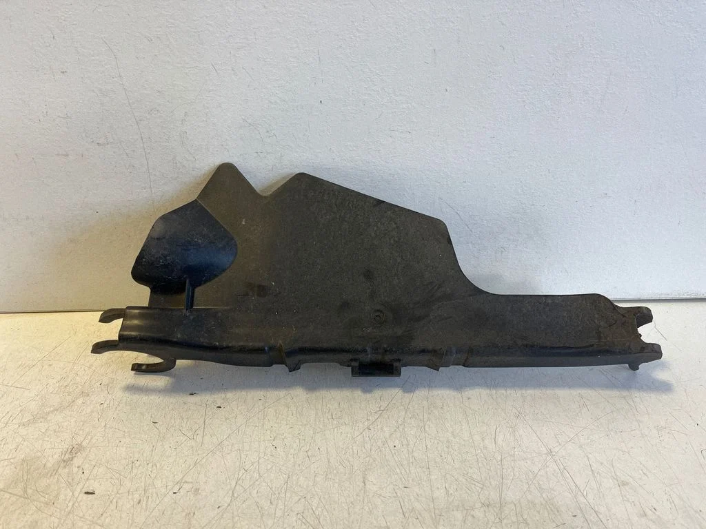 Tagavedrustuse põhjakaitse – Audi A5 (2016-2024)