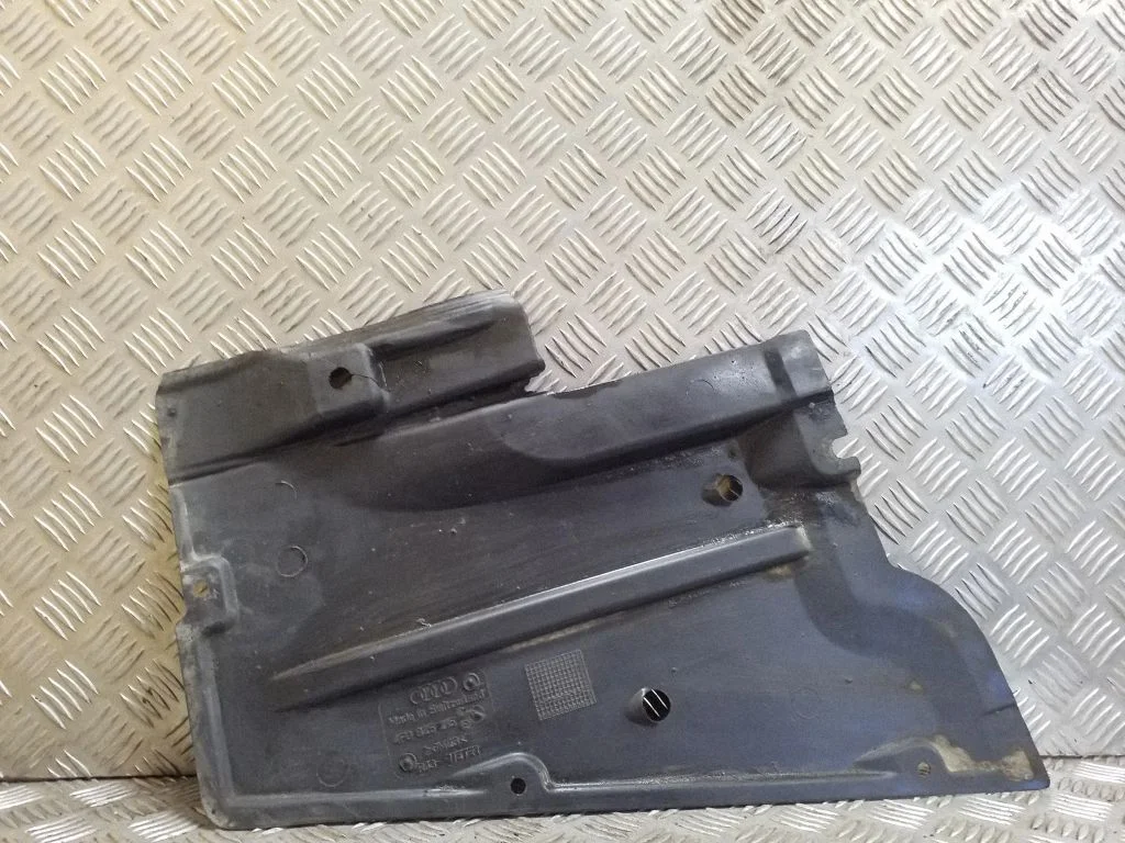 Rear underbody cover/under tray 4F0825215
