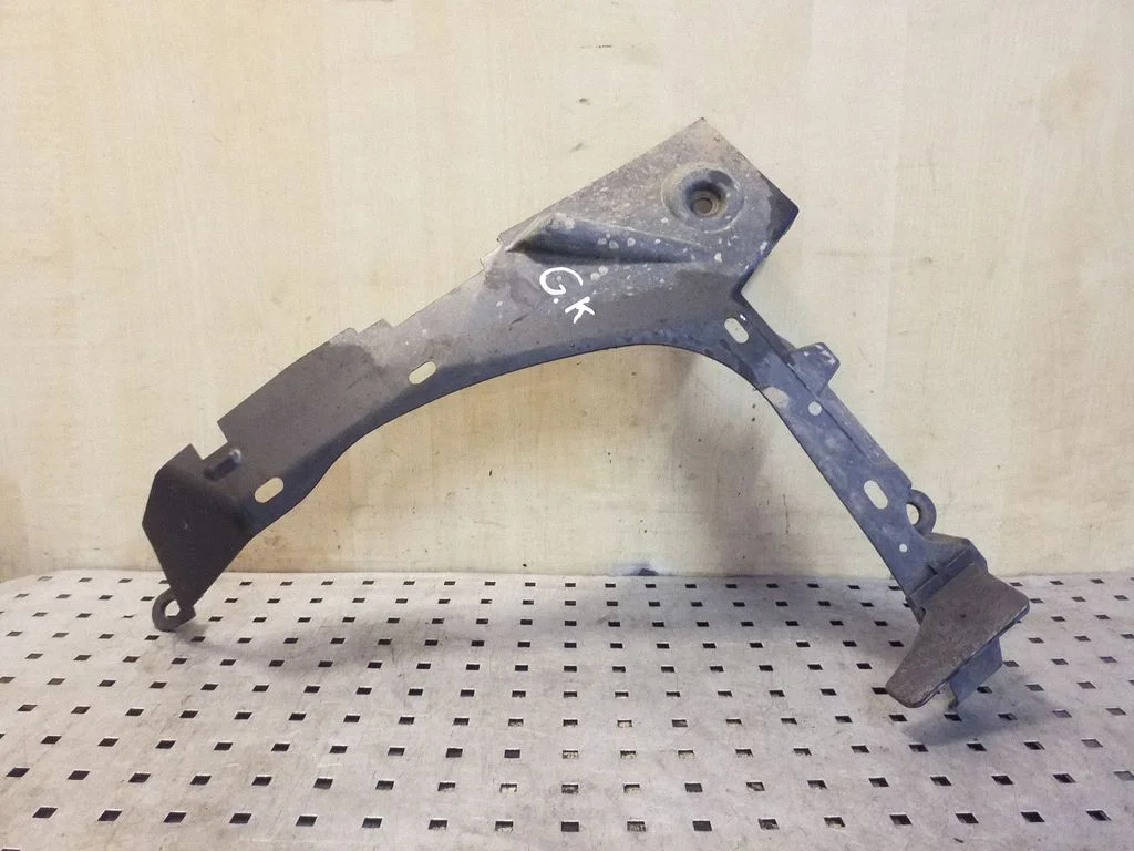 Rear underbody cover/under tray 42045YC010