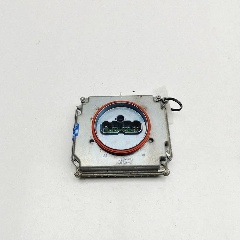LED ballast control module – Audi A8 S8 D4 4H (2010-2016)