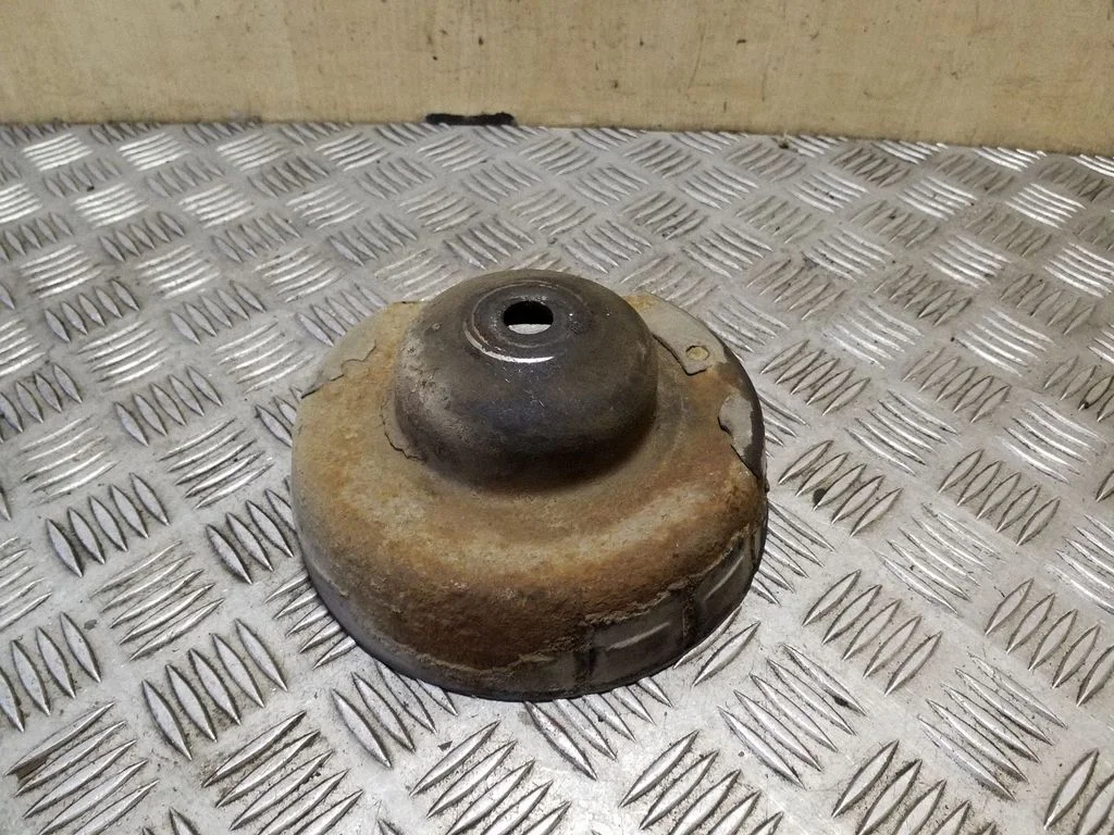Coil spring mount 93862240