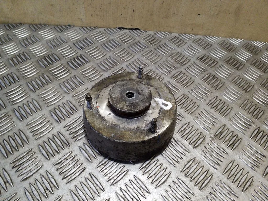 Keerdvedru ülemine tugi 31306774738