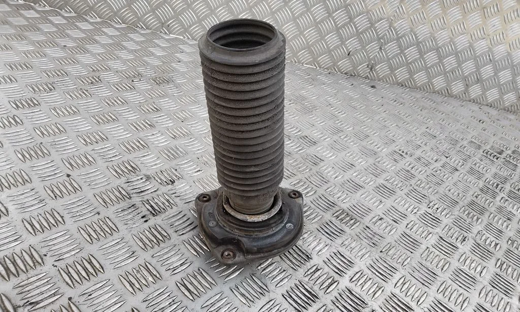 Keerdvedru ülemine tugi 54320JD00B