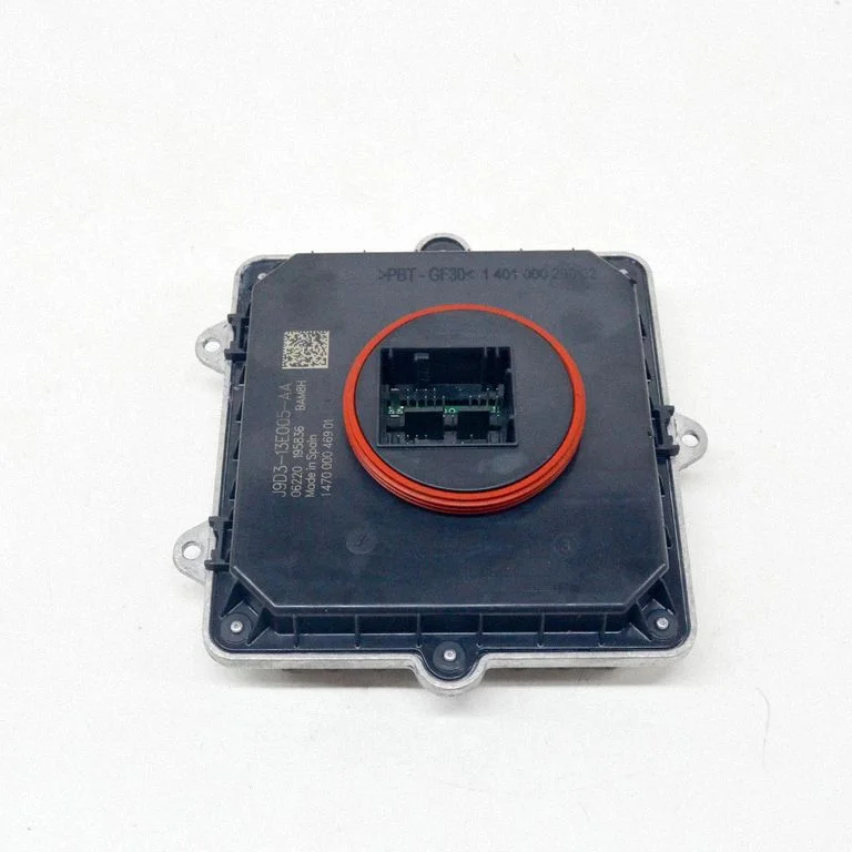 LED ballast control module J9D313E005AA