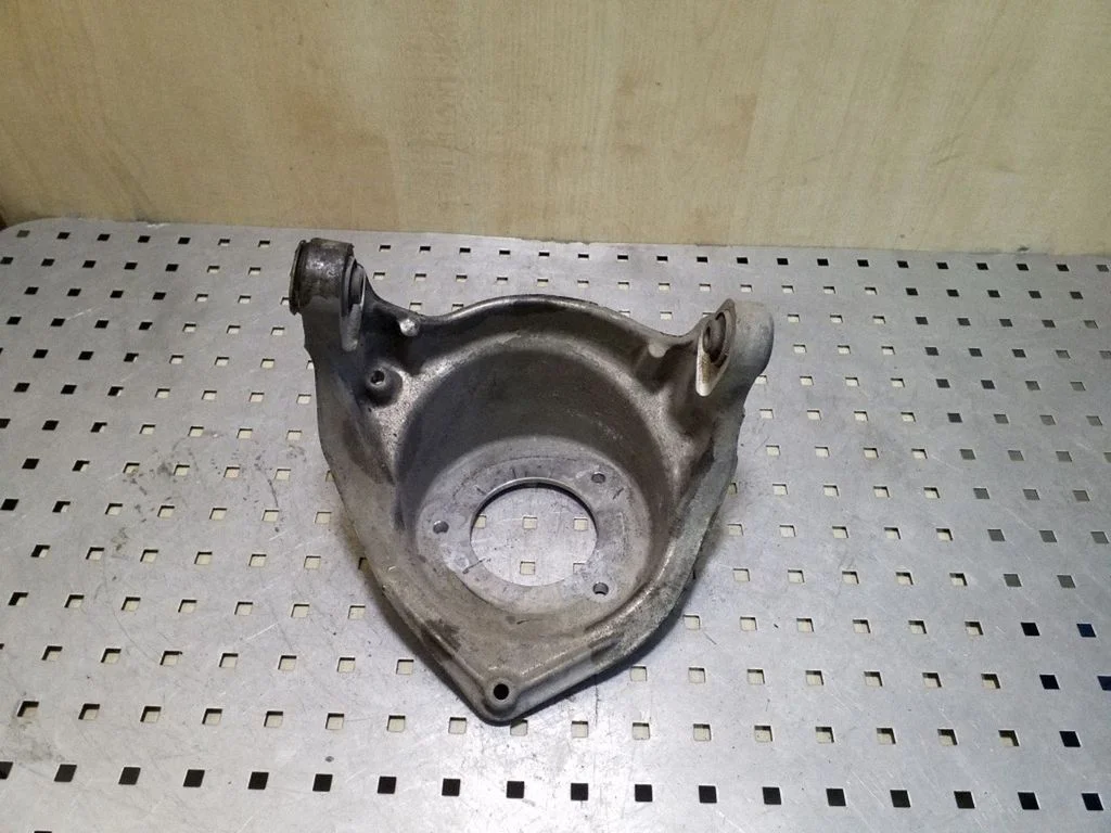 Coil spring mount – right