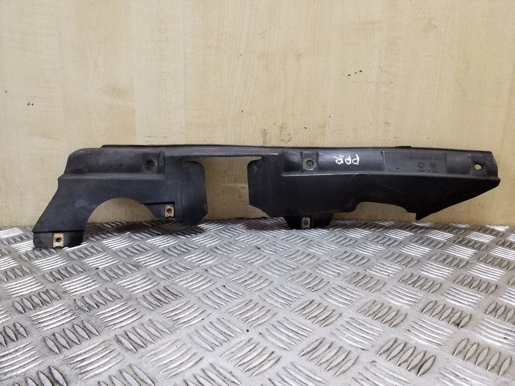 Front underbody cover/under tray 7012078