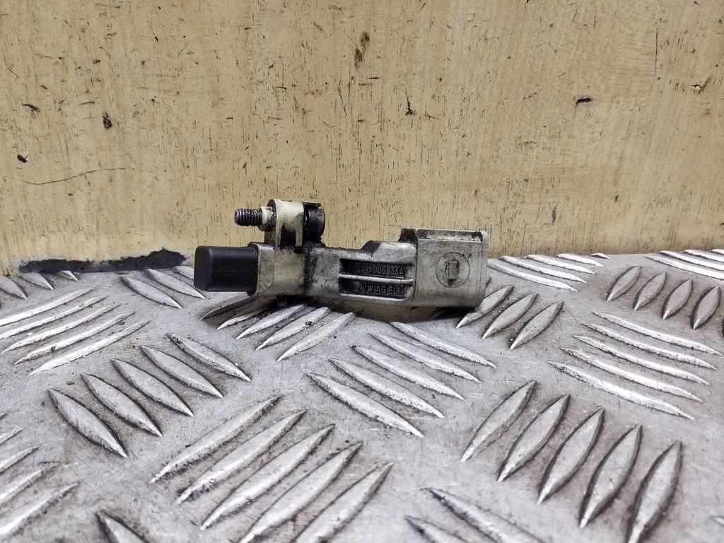 Crankshaft position sensor 045906433A