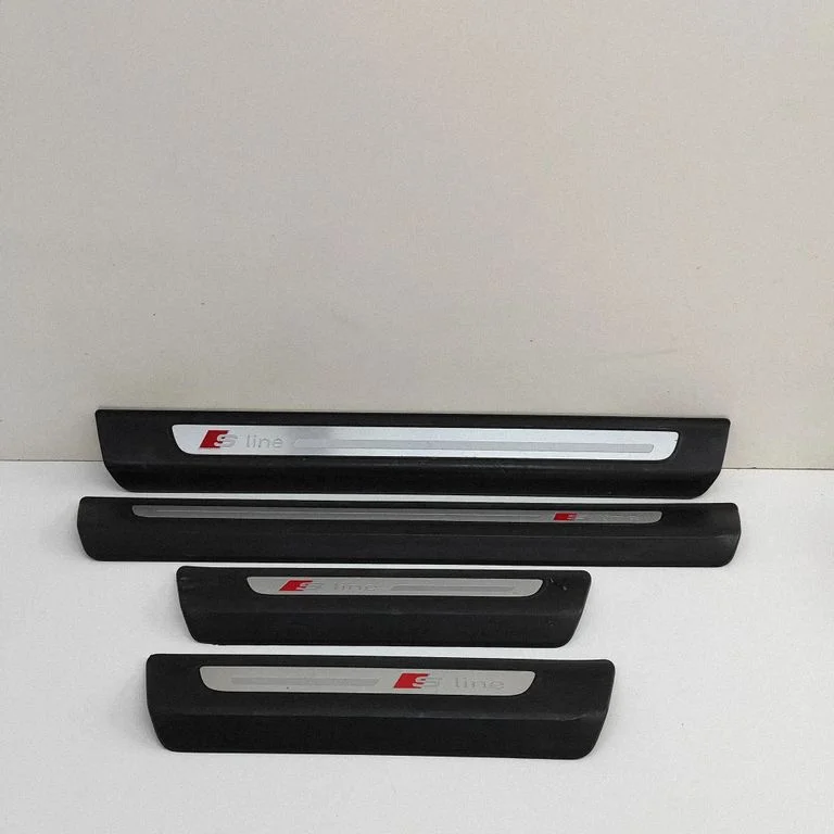 Sliekšņu apdares komplekts (iekšējais) 4M0853376C