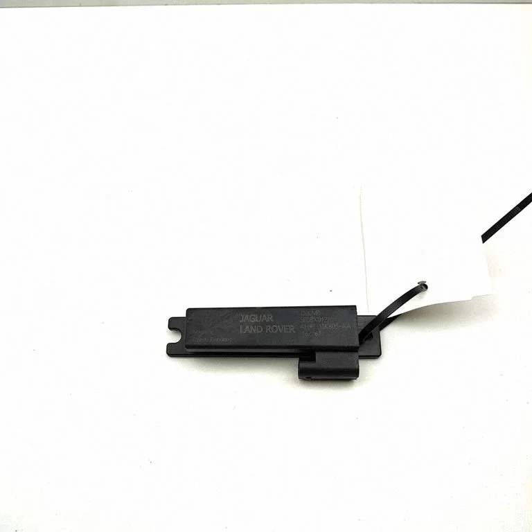 Bezatslēgas sistēmas antena AH4215K603AA