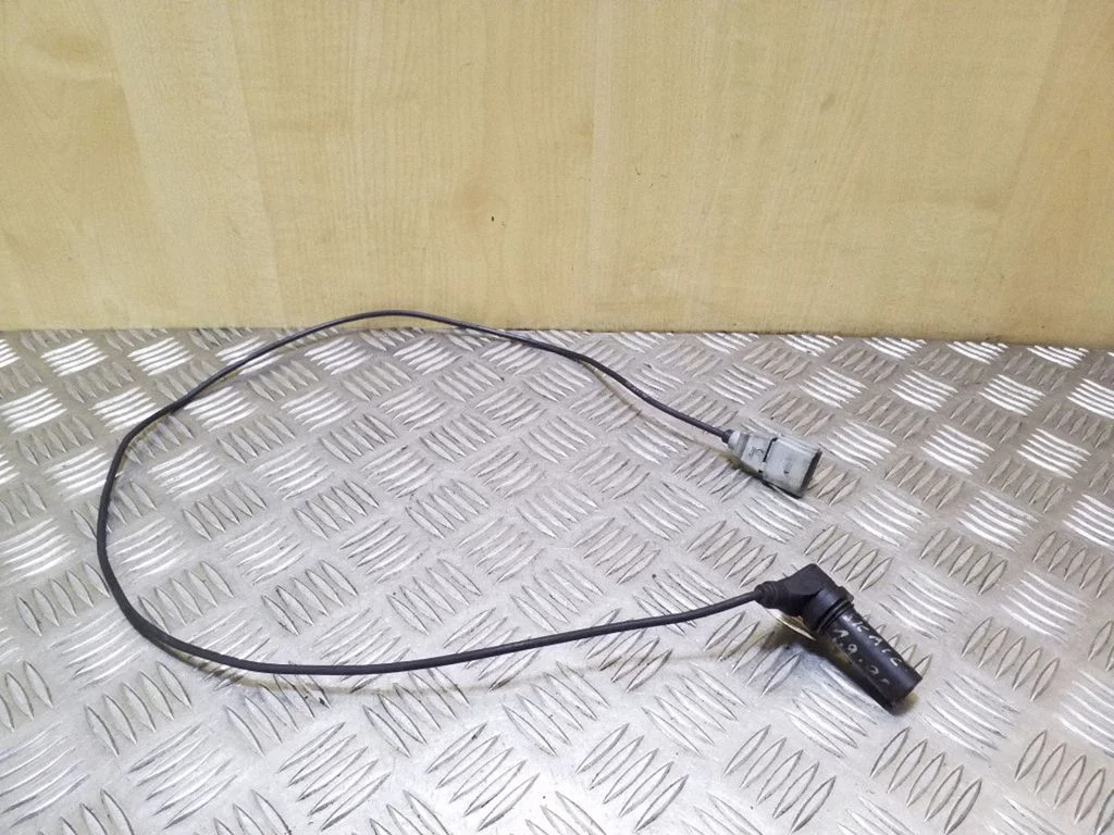 Crankshaft position sensor ABE038907319E