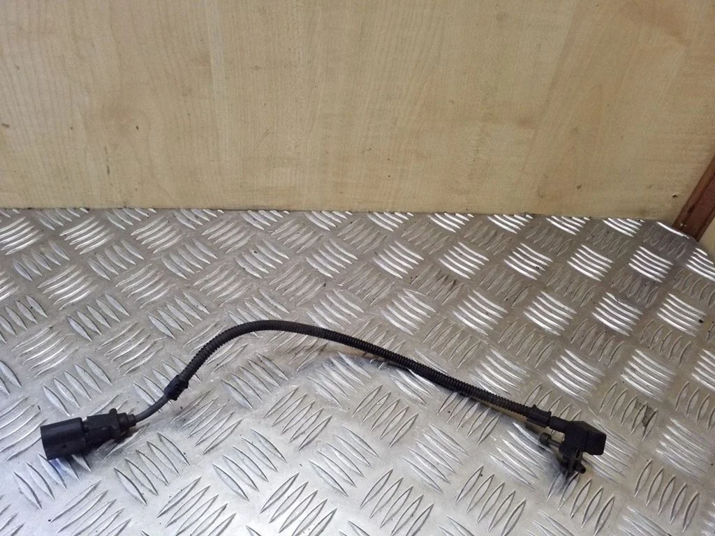Kloķvārpstas stāvokļa devējs 9805940