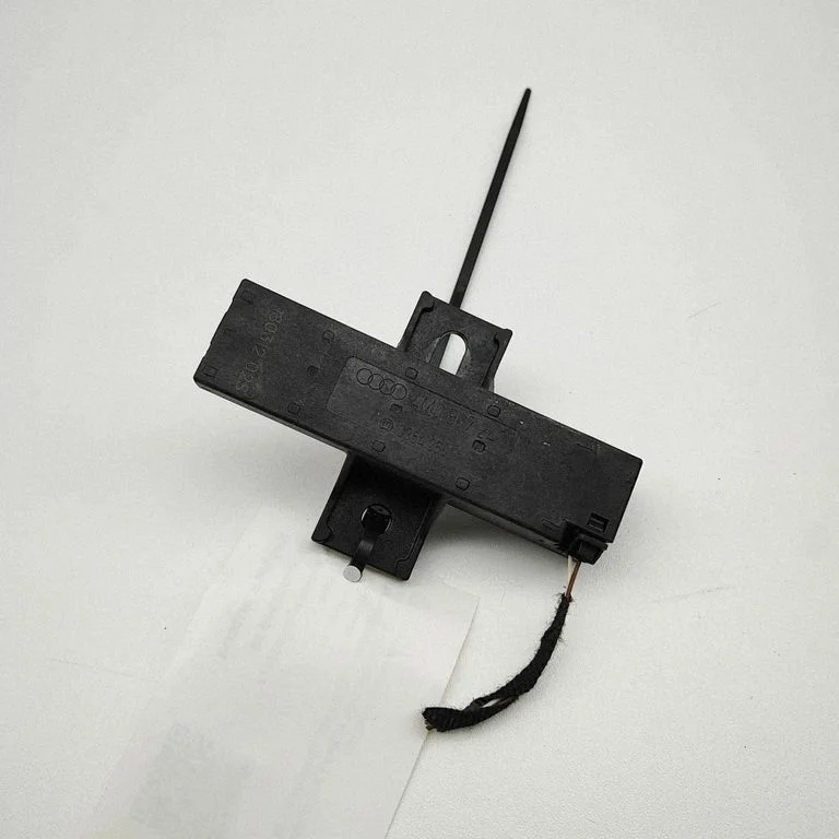 Bezatslēgas sistēmas antena 4M0907247