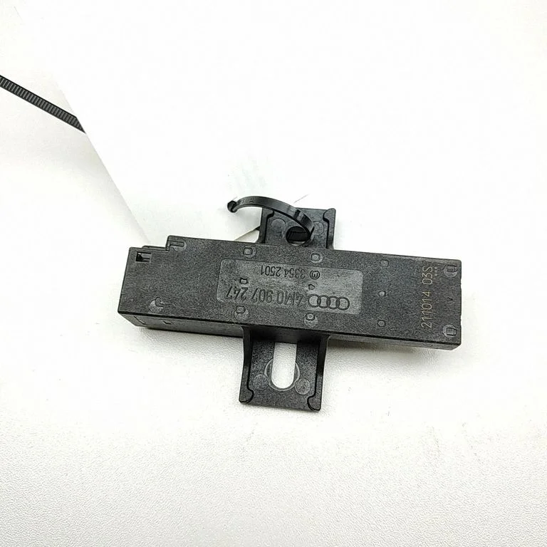 Bezatslēgas sistēmas antena 4M0907247