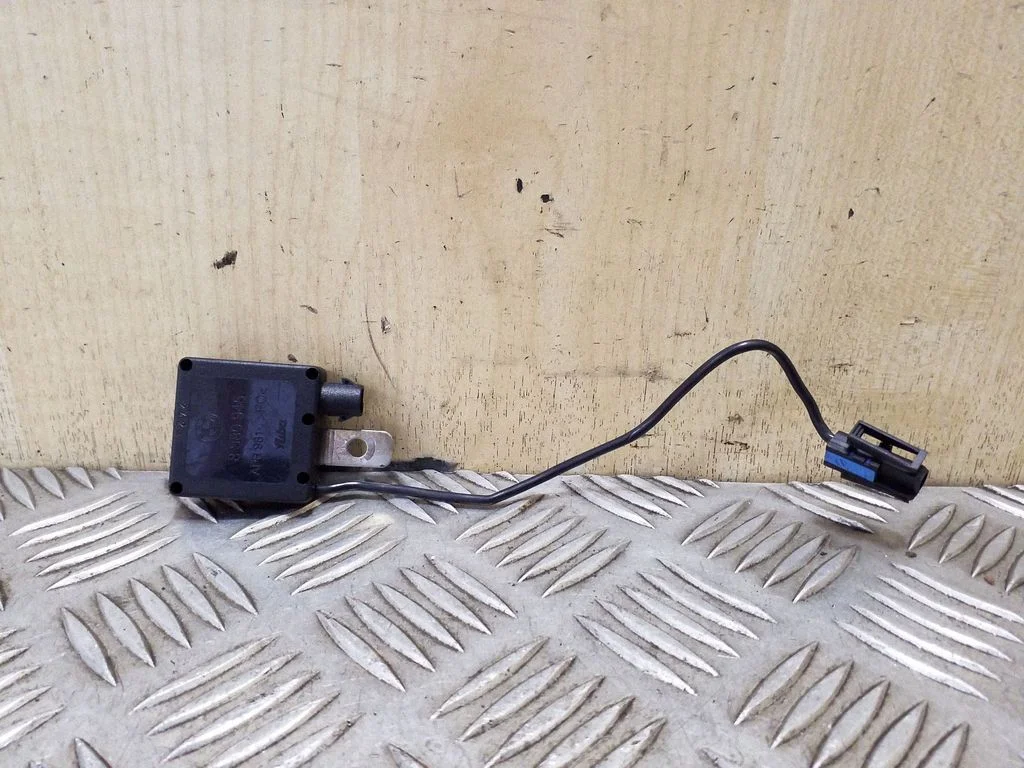 Filtras antenos