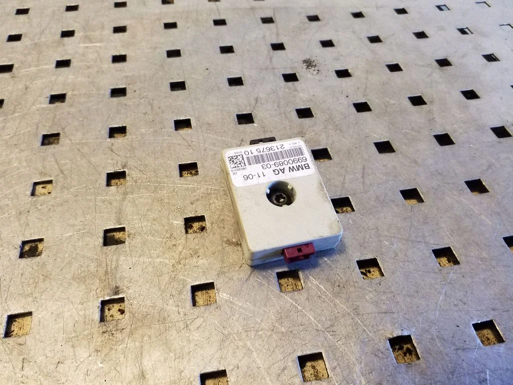 Filtras antenos