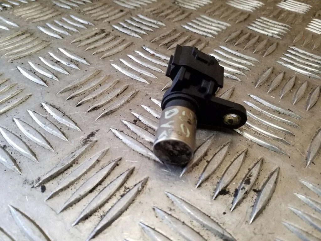 Väntvõlli asendi andur – Toyota RAV 4 (XA20) (2000-2005)
