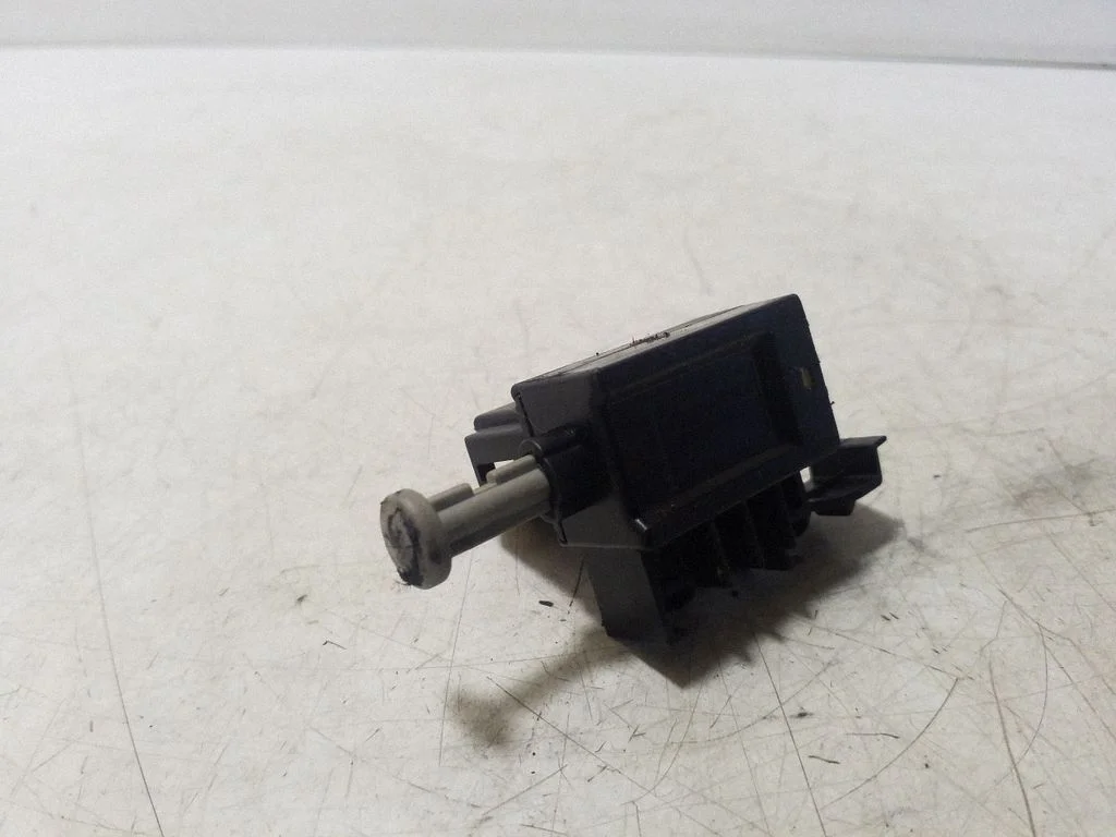 Siduripedaali andur – Volvo XC60 (2009-2013)