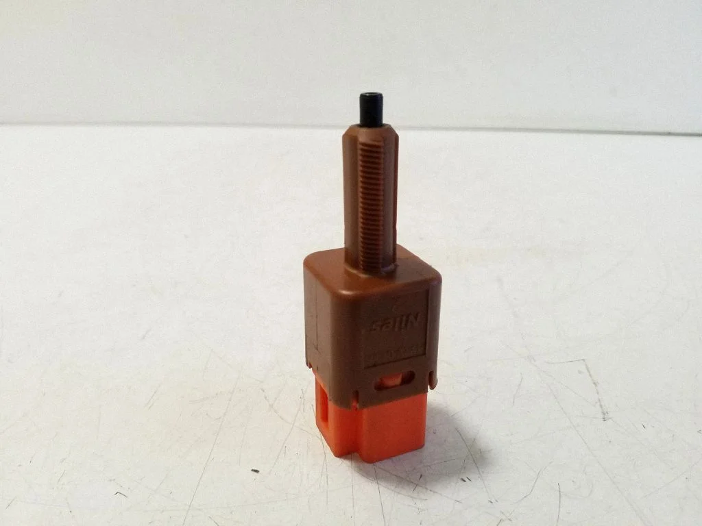 Clutch pedal sensor