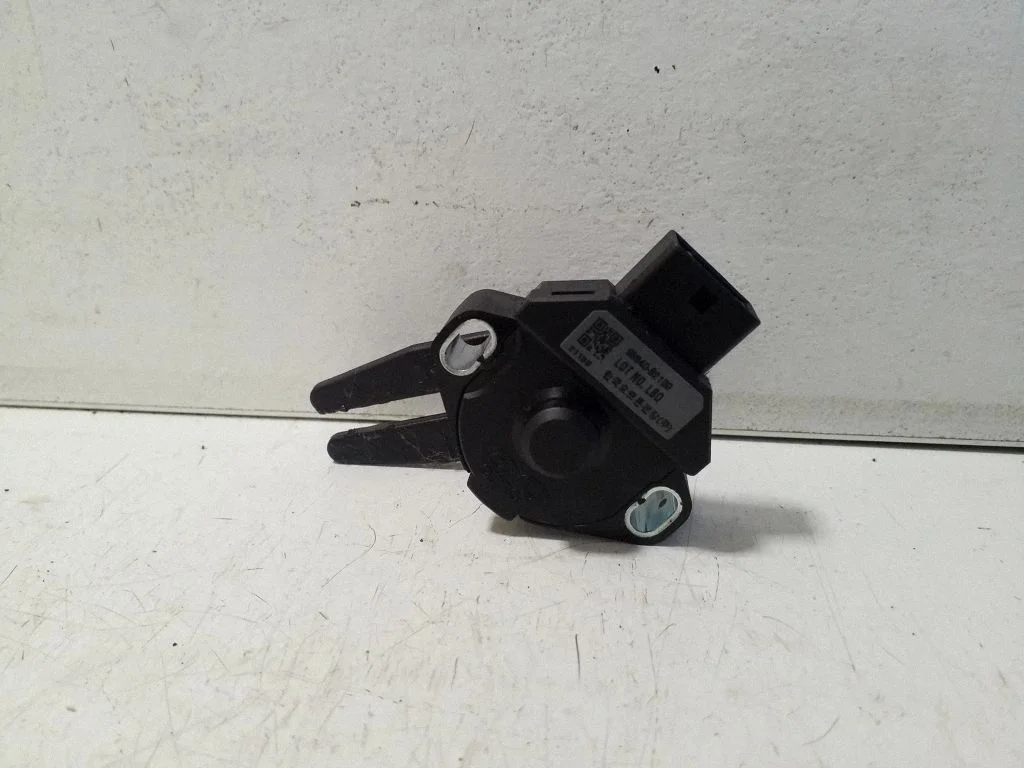 Clutch pedal sensor – KIA Sportage (2016-2021)