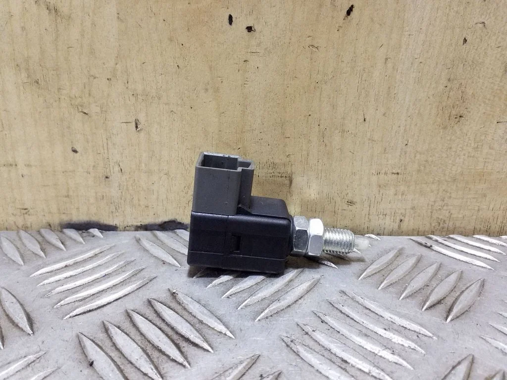 Clutch pedal sensor – KIA Sportage (2011-2016)