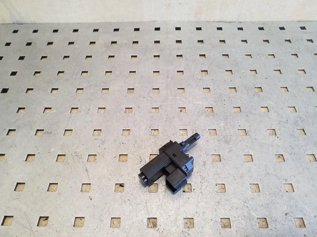 Siduripedaali andur – Ford Focus C-MAX (2003-2010)