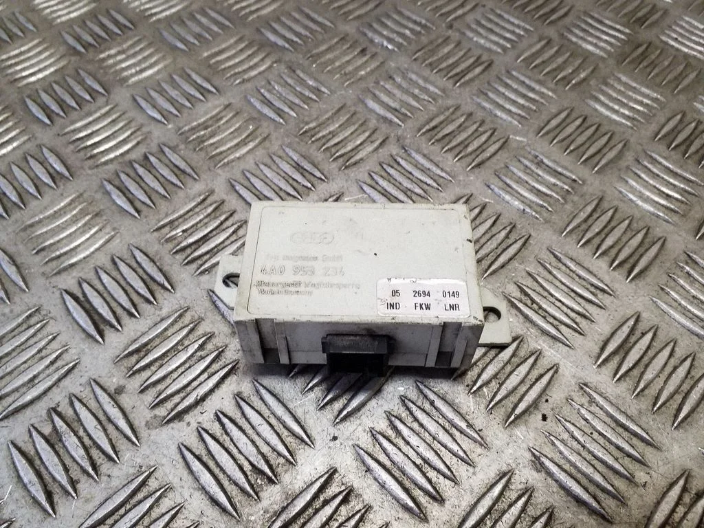 Immobilizer control unit/module 4A0953234