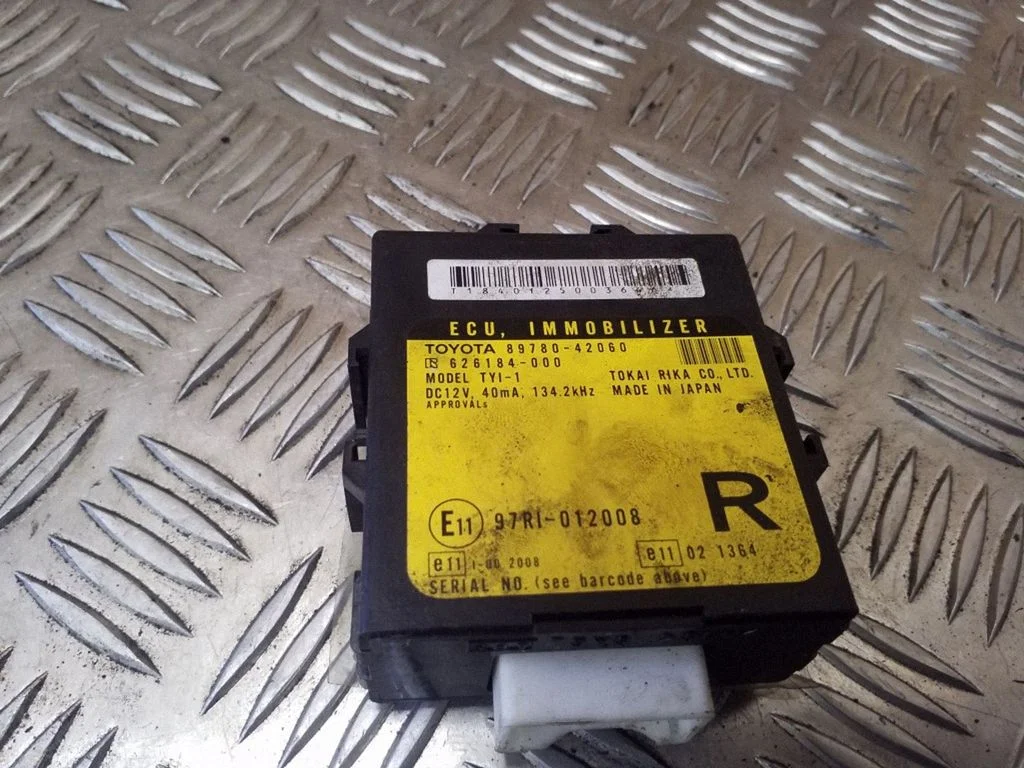 Imobilaizera vadības bloks – Toyota RAV 4 (XA20) (2000-2005)