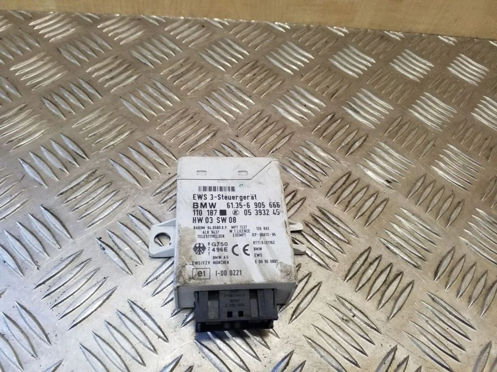 Imobilaizera vadības bloks 61356905666