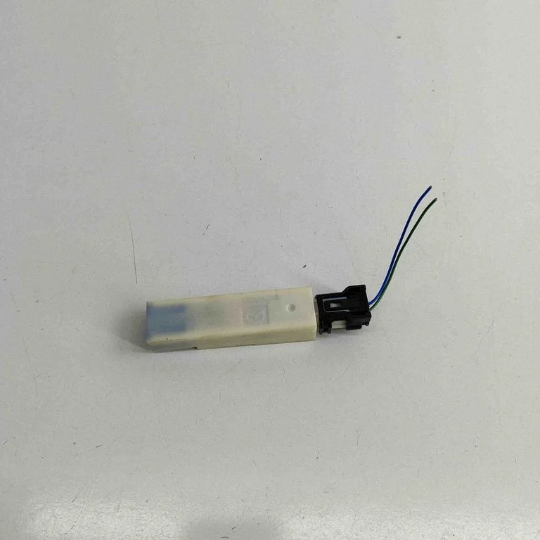 Bezatslēgas sistēmas antena KD47676NXA